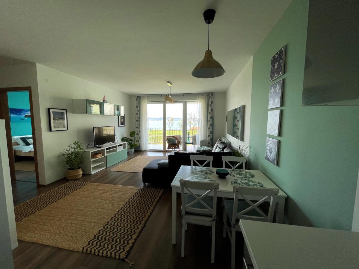 Vizpart Honved Apartman Balatonlelle Ngoại thất bức ảnh