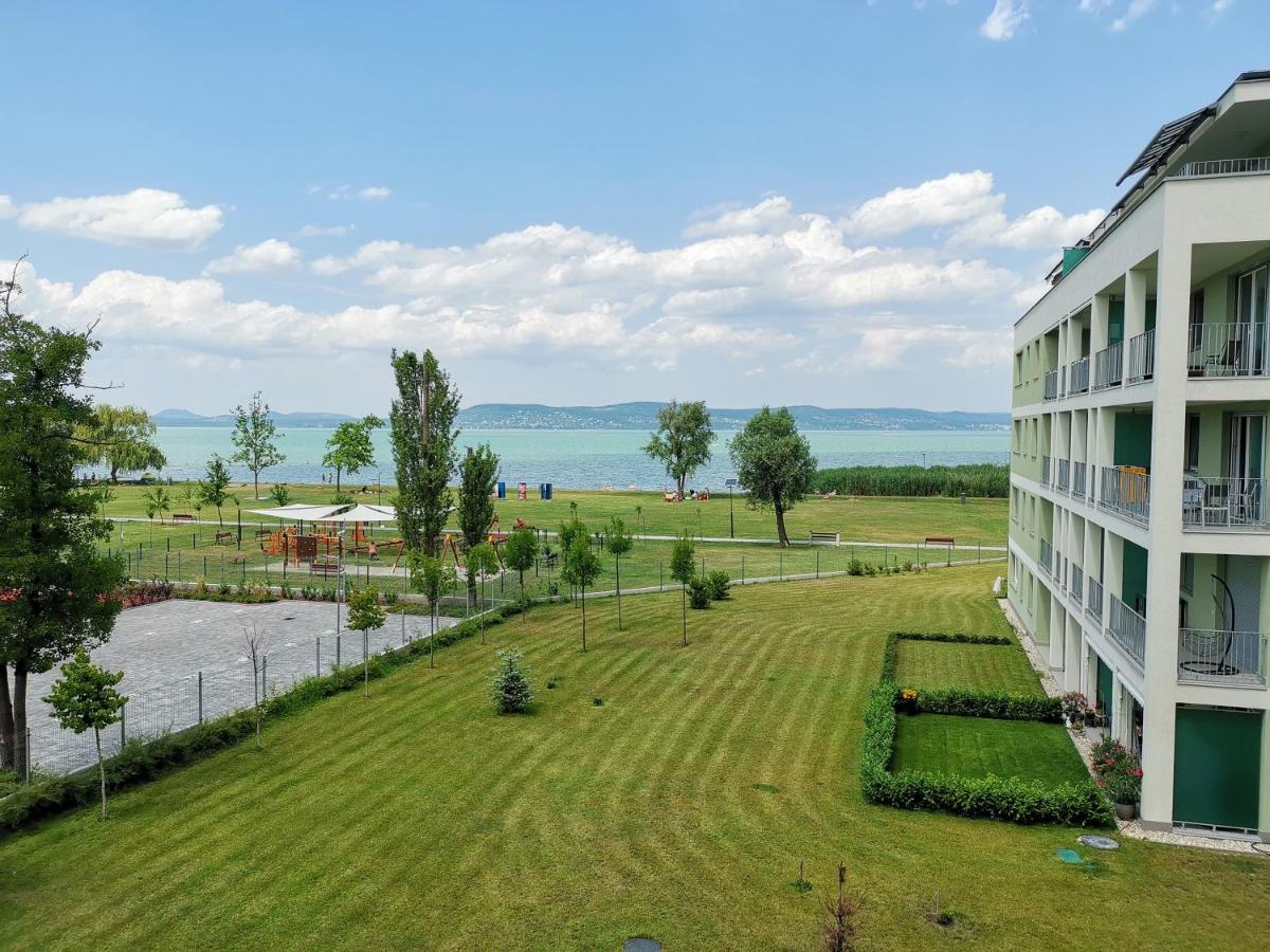 Vizpart Honved Apartman Balatonlelle Ngoại thất bức ảnh